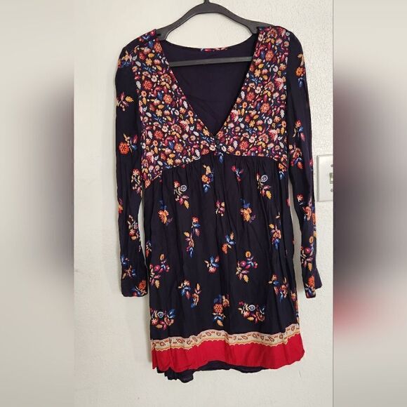 Sezane Daphna Navy Blue and Red Floral Dress - Picture 2 of 11